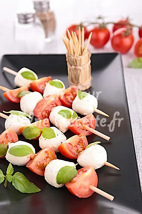 Photo de Brochettes tomates mozzarella
