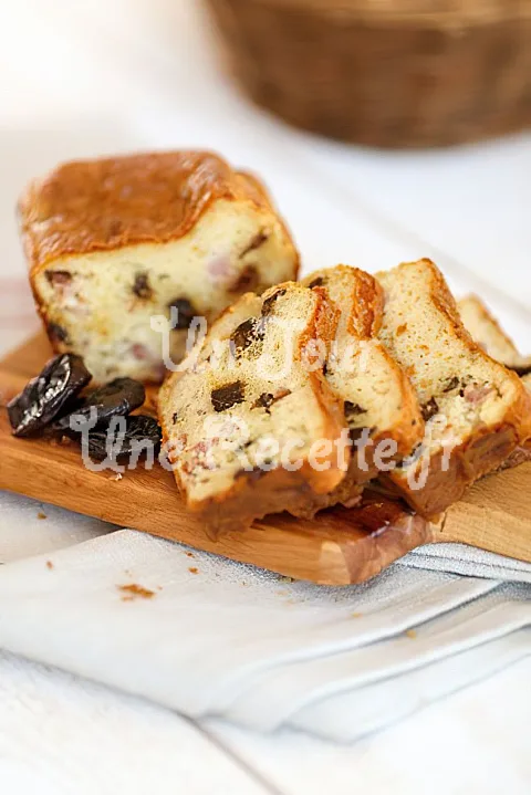 Photo de Cake pruneaux lardons