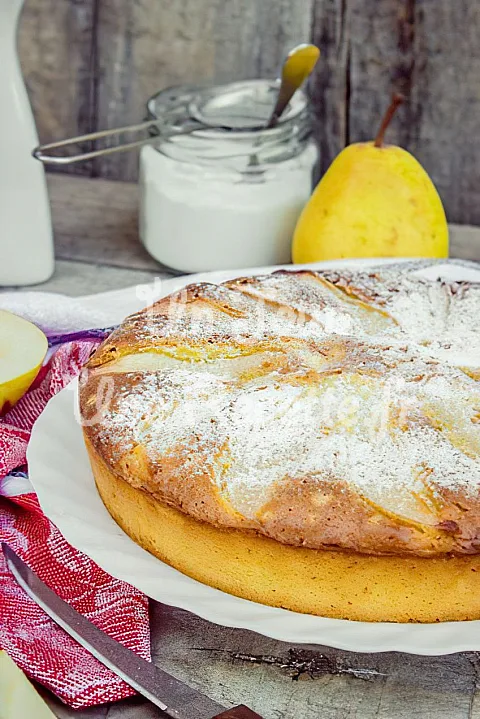 Photo de Gateau au yaourt et aux poires