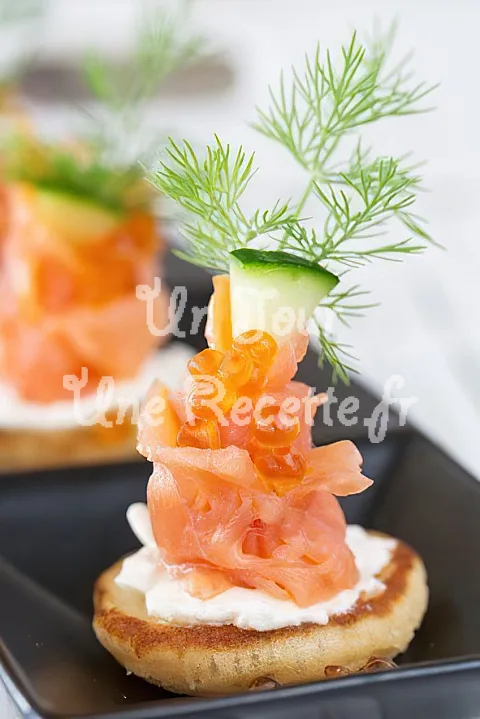 Photo de Mini crêpes au saumon