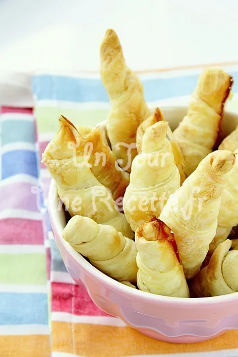 Photo de Mini croissants au roquefort