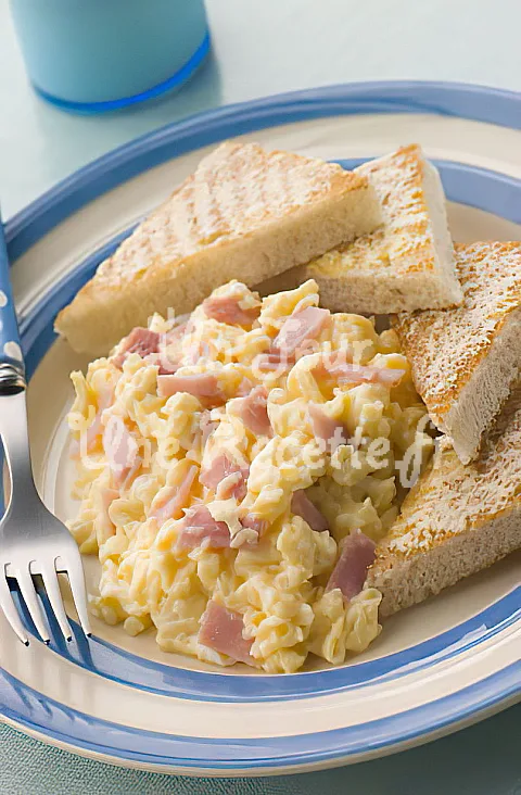 Photo de Oeufs brouillés au jambon