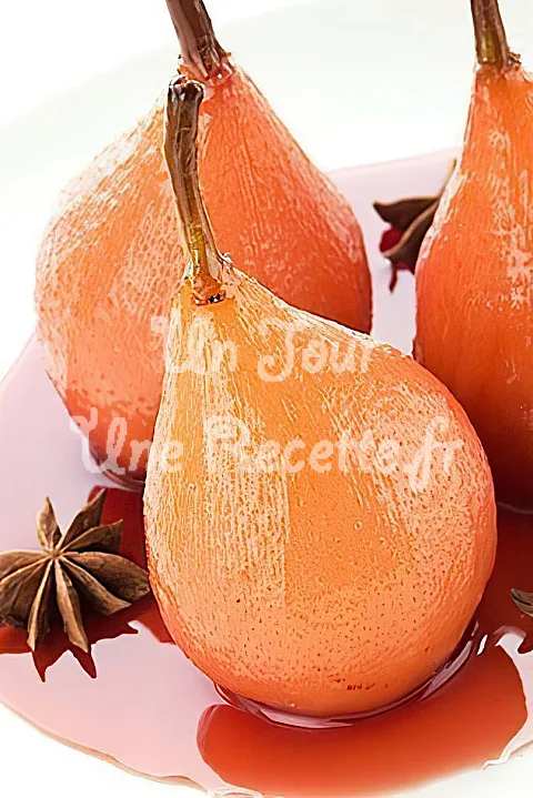Photo de Poires pochées au vin rouge