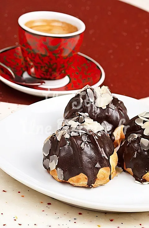 Photo de Profiteroles au chocolat