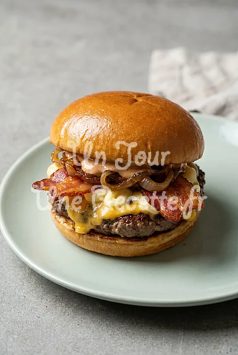 Photo de Burgers au fromage en grains et au bacon