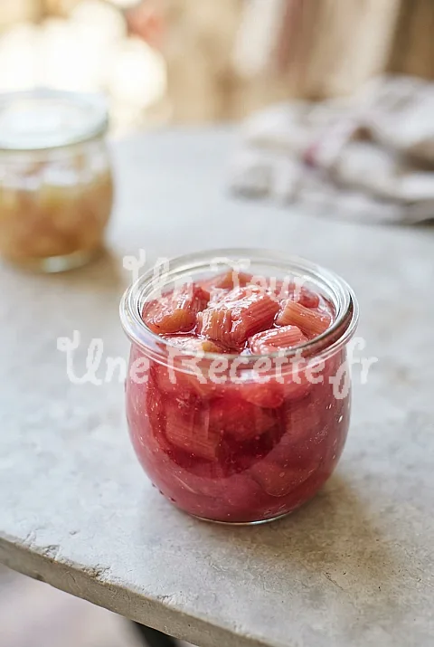 Photo de Confiture de rhubarbe facile
