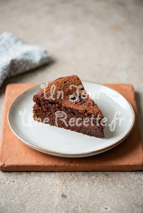 Photo de Gâteau au chocolat rapide et bon à base de 2 oeufs