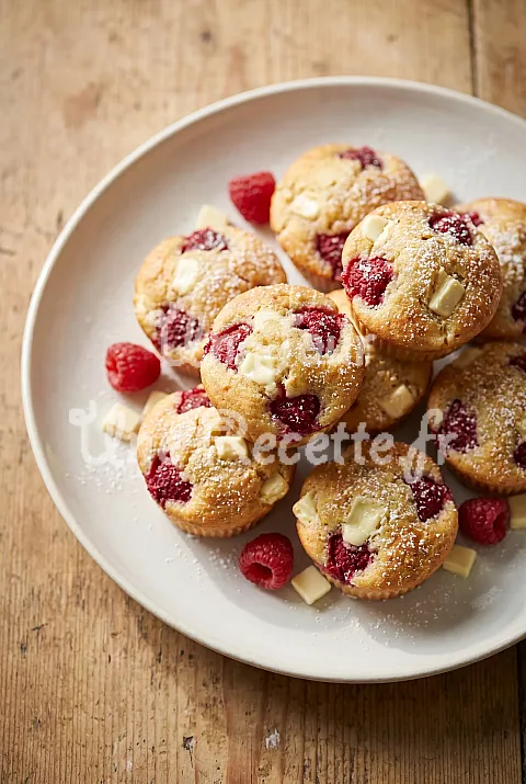 Photo de Mini muffins aux framboises et chocolat blanc