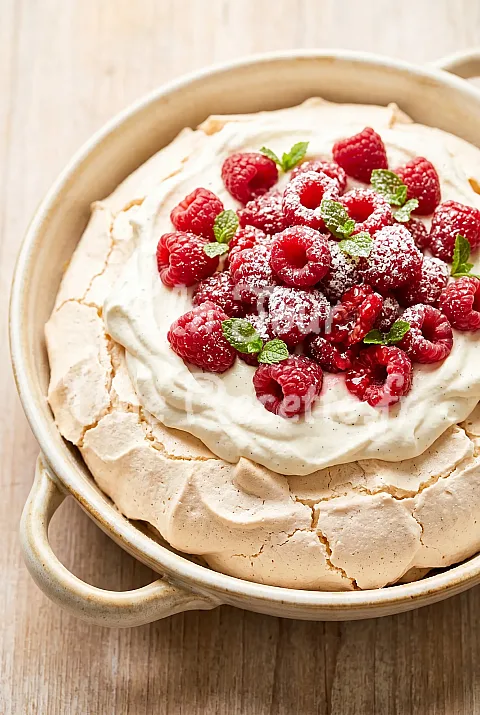 Photo de Pavlova framboise