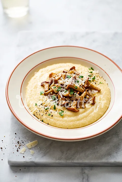 Photo de Polenta crémeuse aux champignons