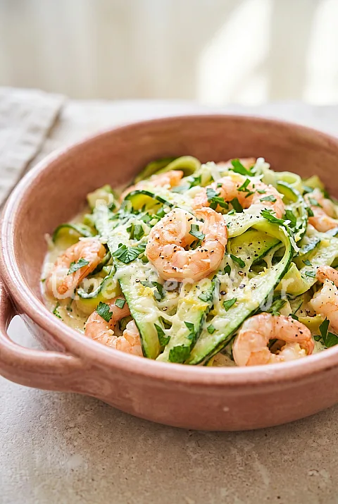 Photo de Tagliatelles de courgettes aux crevettes