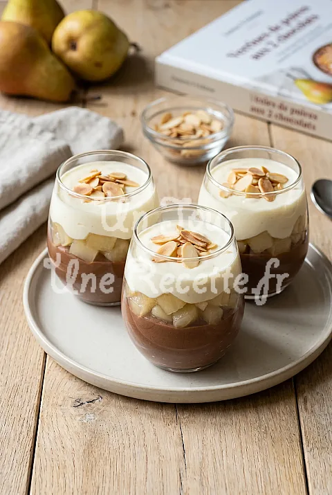 Photo de Verrines de poires aux 2 chocolats