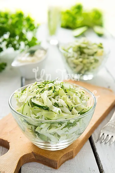 Photo de Salade de concombre au yaourt et à la menthe