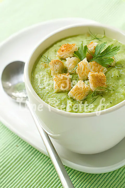 Photo de Soupe aux légumes verts