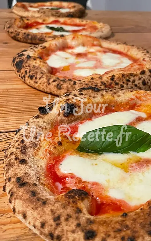 Photo de La véritable Pizza Margarita (Margherita)
