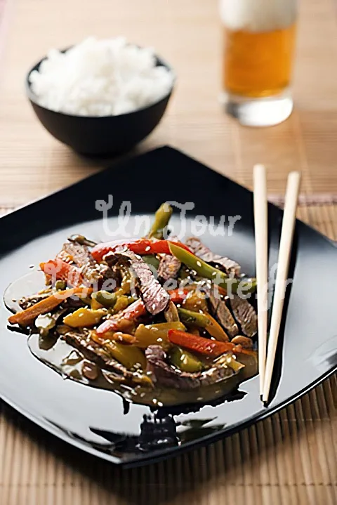Photo de Wok de boeuf à l'asiatique