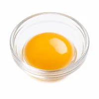 jaune d'oeuf (facultatif, pour dorer la pâte)
