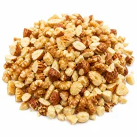 tasse de noix hachées (amandes, noisettes, etc.)