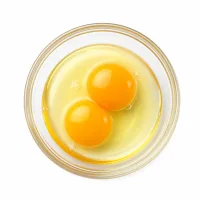 œufs + 2 jaunes d'oeufs