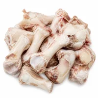 os avec un peu de viande, nettoyés et blanchis