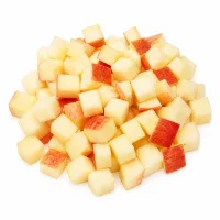 pommes coupées en petits cubes