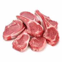 viande d'agneau coupée en morceaux