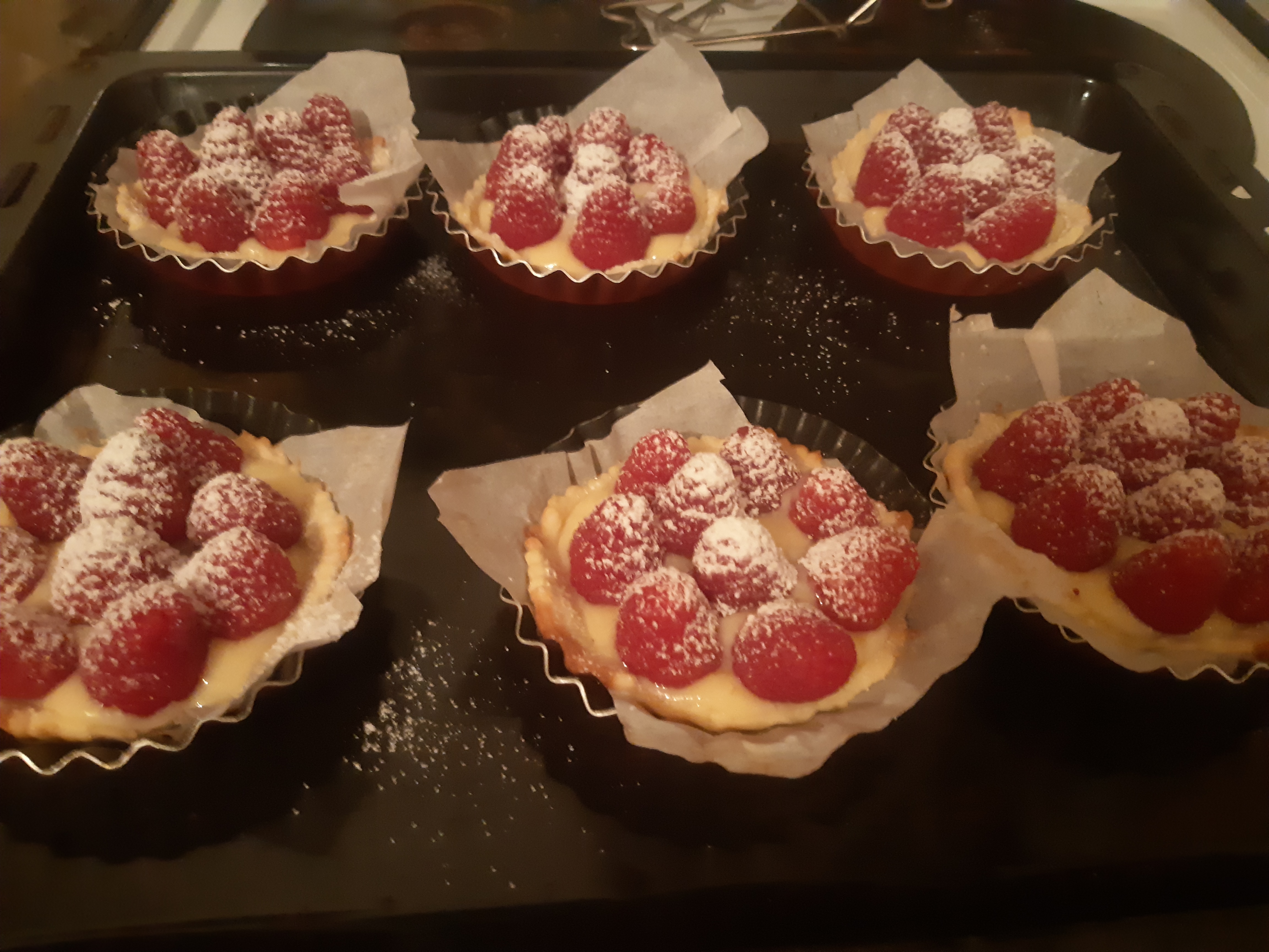 Tartelettes aux framboises par cmb4